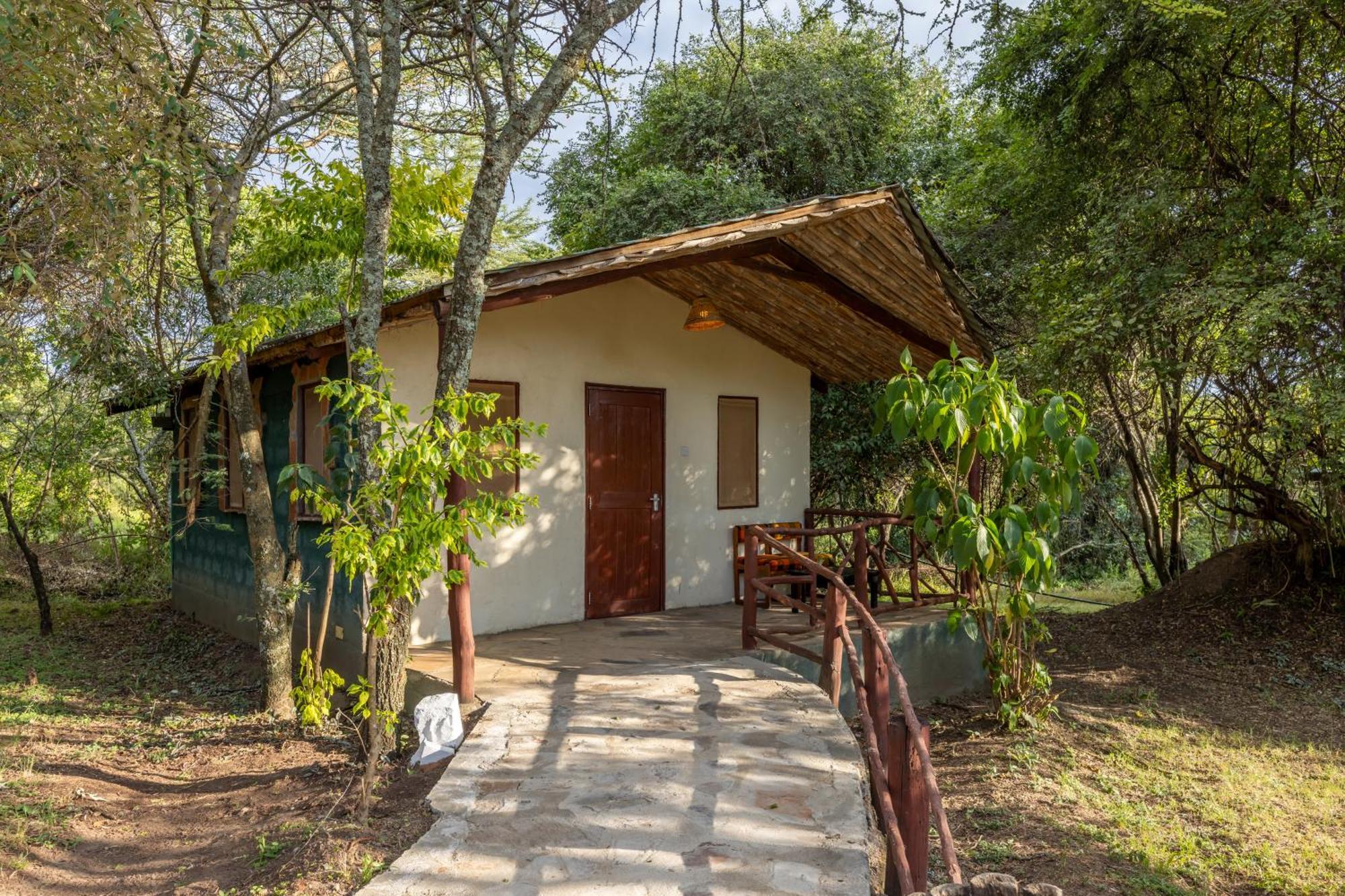 Sentrim Mara Lodge Ololaimutiek エクステリア 写真