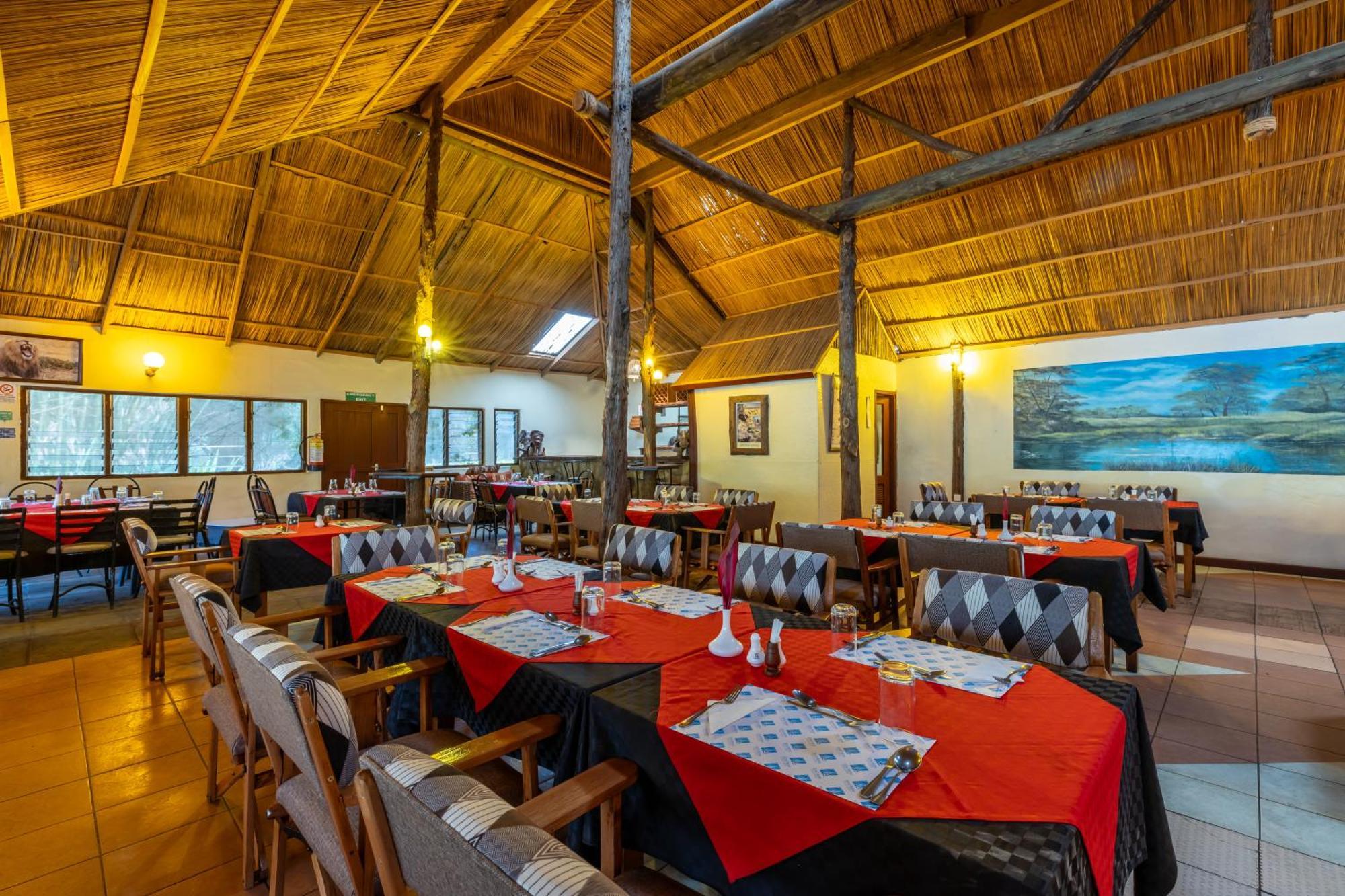 Sentrim Mara Lodge Ololaimutiek エクステリア 写真
